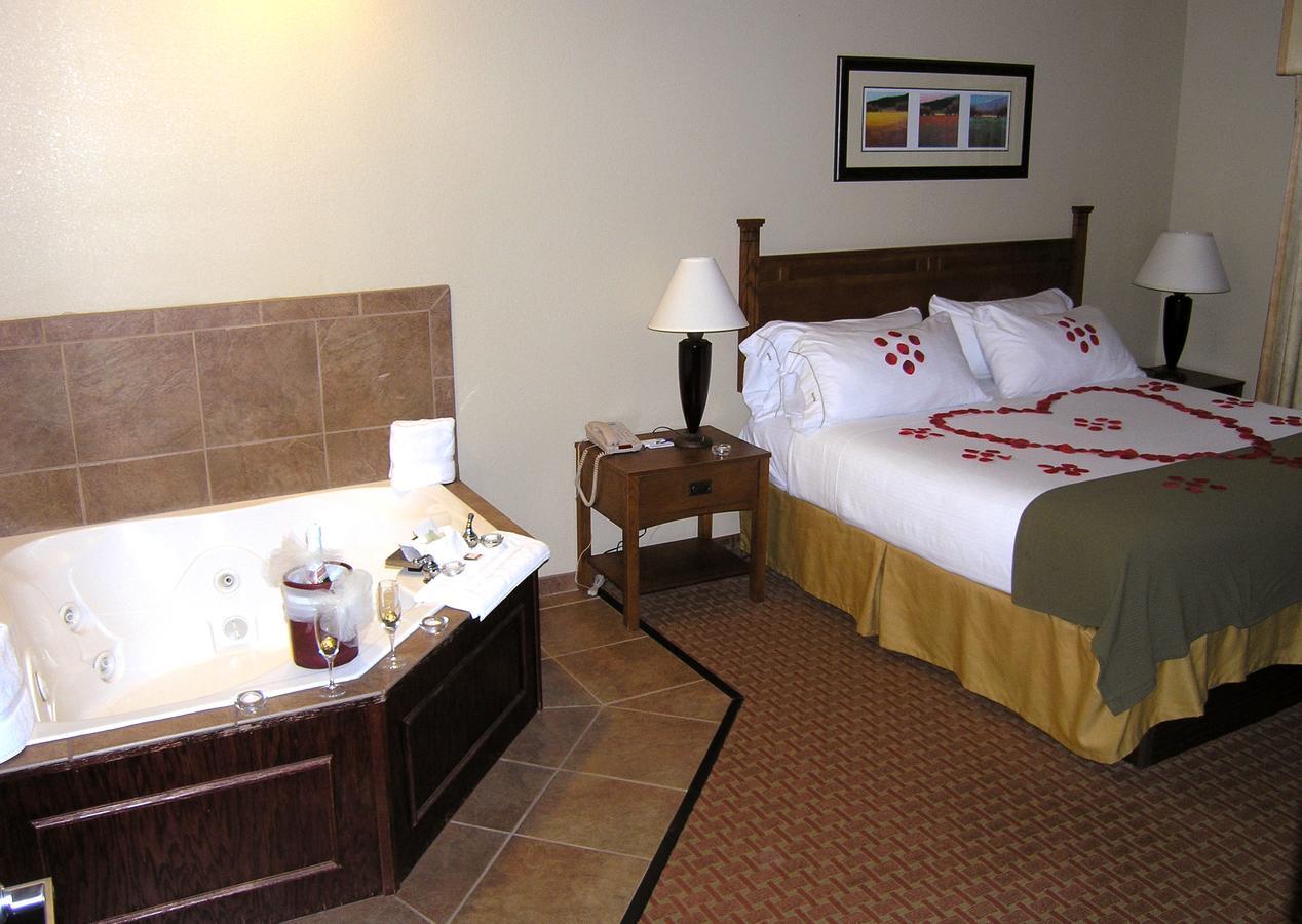 Baymont Inn & Suites By Wyndham Sturgis Εξωτερικό φωτογραφία